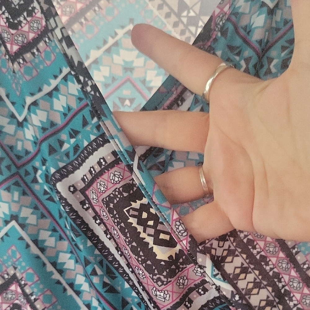 Casual Blue and Black V-Neck Maxi Dress - Picture 3 of 6